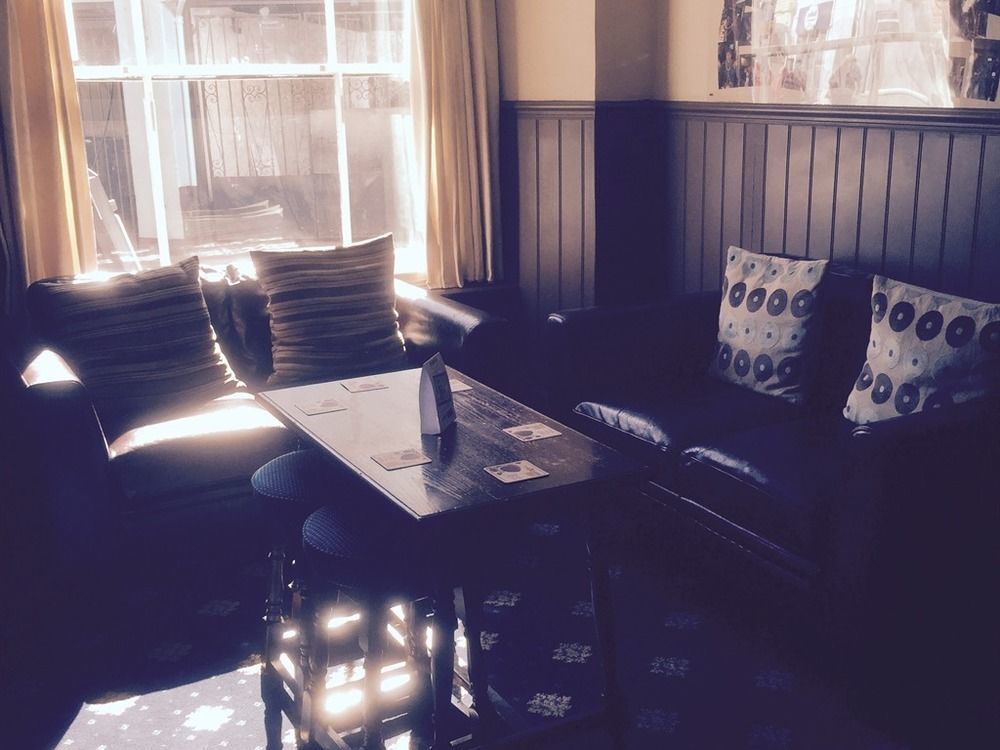 The Globe Inn バックファストリー エクステリア 写真